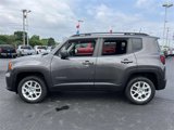 Used 2019 Jeep Renegade Latitude w/ Cold Weather Group image 2