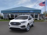Certified 2023 Ford Edge SE image 2
