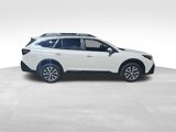 Used 2022 Subaru Outback Premium image 2