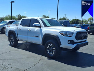 Used 2022 Toyota Tacoma TRD Off-Road image 1