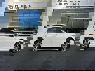 Used 2019 Chrysler 300 Limited image 1
