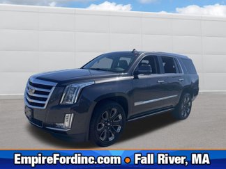 Used 2017 Cadillac Escalade Premium Luxury image 1