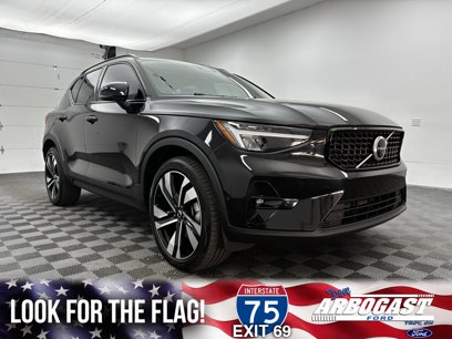 Used 2023 Volvo XC40 B5 Plus w/ Driver Assist Package