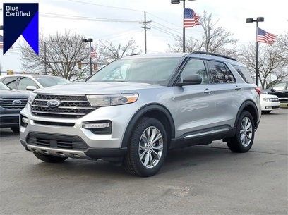 Certified 2022 Ford Explorer XLT w/ Equipment Group 202A