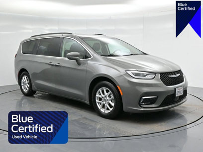 Used 2022 Chrysler Pacifica Touring-L