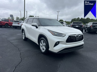 Used 2021 Toyota Highlander LE