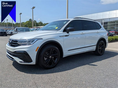 Used 2024 Volkswagen Tiguan SE R-Line