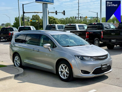 Used 2018 Chrysler Pacifica Touring-L Plus w/ Tire & Wheel Group