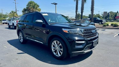 Certified 2021 Ford Explorer XLT w/ Equipment Group 202A