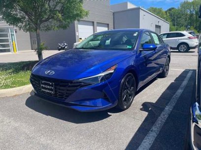 Used 2022 Hyundai Elantra SEL w/ Cargo Package