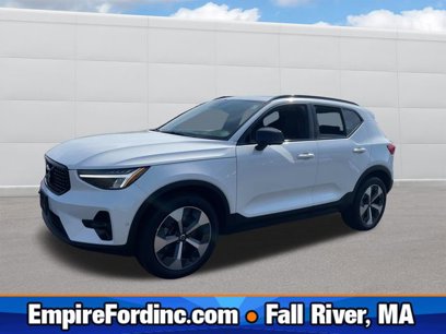 Used 2023 Volvo XC40 B5 Plus w/ Driver Assist Package