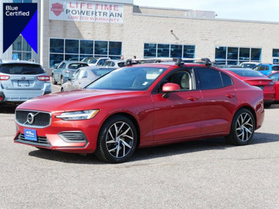 Used 2020 Volvo S60 T6 Momentum