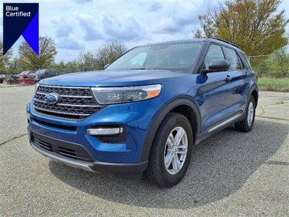 Certified 2023 Ford Explorer XLT w/ Equipment Group 202A
