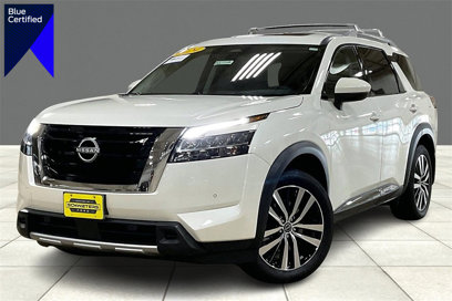 Used 2024 Nissan Pathfinder Platinum w/ Cargo Package