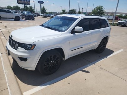 Used 2019 Jeep Grand Cherokee Altitude