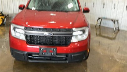 Certified 2022 Ford Maverick XLT w/ Equipment Group 300A Standard