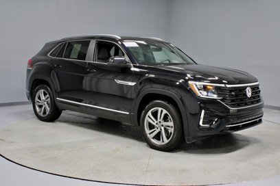 Used 2024 Volkswagen Atlas Cross Sport SEL R-Line