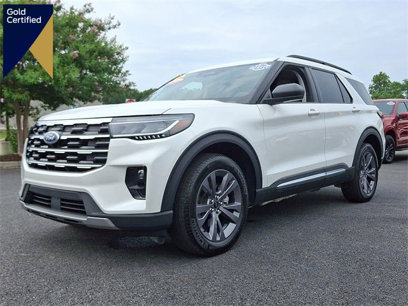 Certified 2025 Ford Explorer Active w/ Active Comfort Package