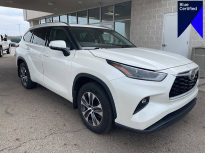 Used 2021 Toyota Highlander XLE