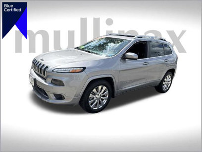 Used 2017 Jeep Cherokee Overland w/ Technology Group