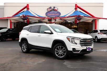Used 2024 GMC Terrain SLT
