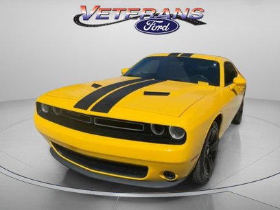 Used 2017 Dodge Challenger SXT
