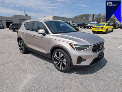 Used 2023 Volvo XC40 B5 Ultimate w/ Climate Package