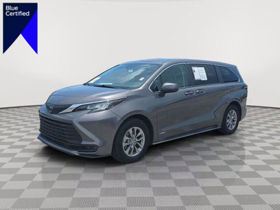 Used 2021 Toyota Sienna LE