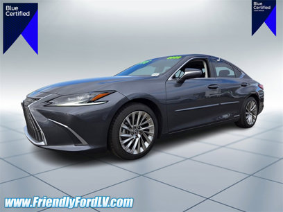 Used 2022 Lexus ES 300h w/ Luxury Package