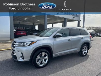 Used 2017 Toyota Highlander Limited