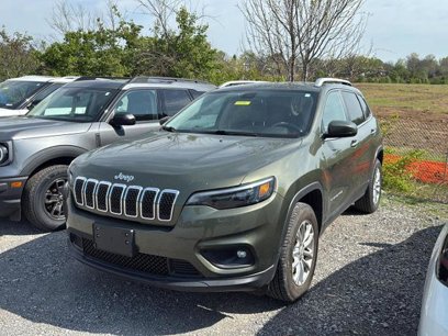 Used 2019 Jeep Cherokee Latitude w/ Cold Weather Group