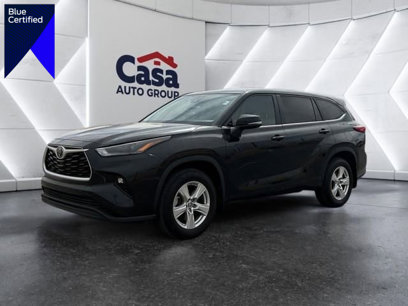 Used 2023 Toyota Highlander LE