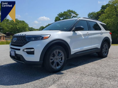 Certified 2022 Ford Explorer XLT w/ Equipment Group 202A