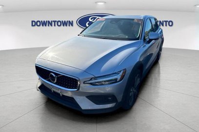 Used 2024 Volvo V60 B5 Cross Country Plus
