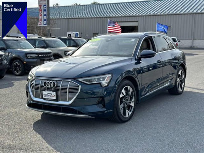 Used 2022 Audi e-tron Premium Plus w/ Premium Plus Package
