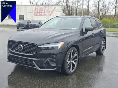 Used 2022 Volvo XC60 T8 R-Design w/ Advanced Package