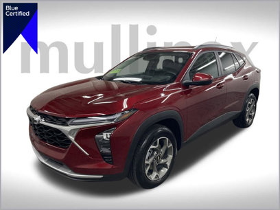 Used 2025 Chevrolet Trax LT w/ LT Convenience Package