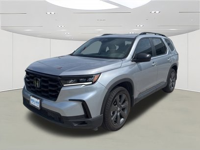 Used 2025 Honda Pilot Sport