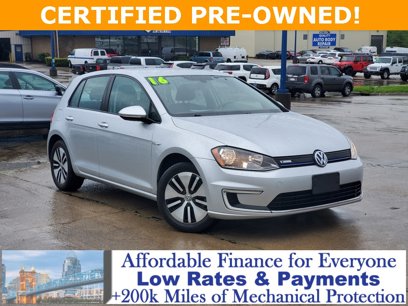Used 2016 Volkswagen e-Golf SE w/ DC Fast Charging Package