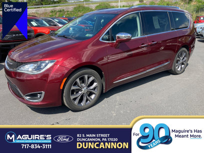Used 2017 Chrysler Pacifica Limited w/ Tire & Wheel Group