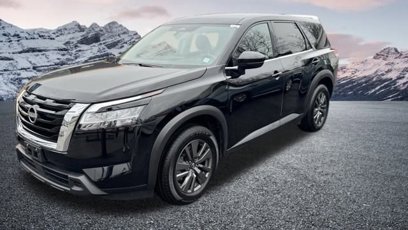 Used 2022 Nissan Pathfinder S