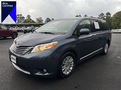 Used 2017 Toyota Sienna XLE