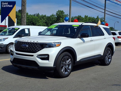 Certified 2023 Ford Explorer XLT w/ Equipment Group 202A