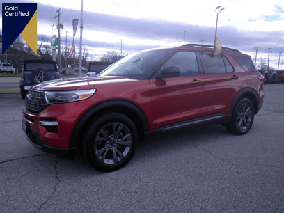 Certified 2024 Ford Explorer XLT w/ Equipment Group 202A