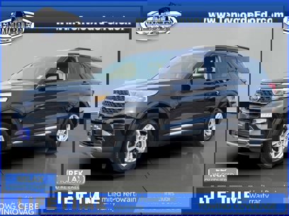 Certified 2023 Ford Explorer XLT w/ Equipment Group 202A