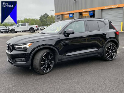 Used 2020 Volvo XC40 T5 R-Design