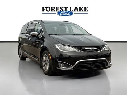 Used 2018 Chrysler Pacifica Limited w/ Advanced Safetytec Group