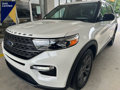 Certified 2023 Ford Explorer XLT w/ Equipment Group 202A