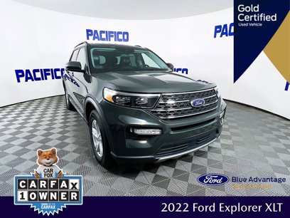 Certified 2022 Ford Explorer XLT w/ Equipment Group 202A