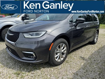 Used 2022 Chrysler Pacifica Touring-L